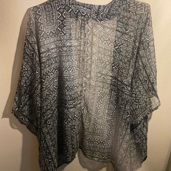 Arizona jeans medium-large lightweight, cover-up, swimming/dress shaw - Picture 6 of 6